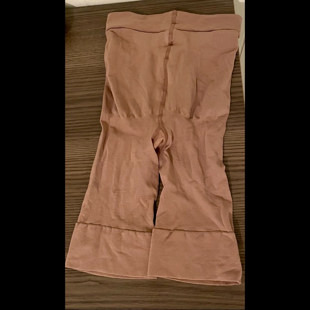 VS Shapewear short